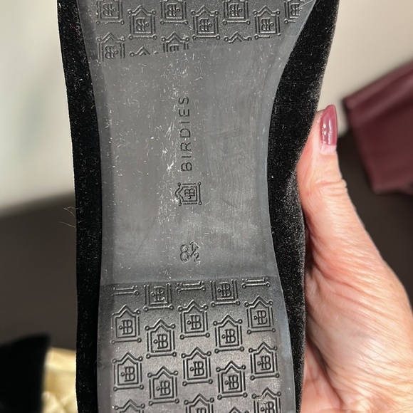 Birdies The Starling Black Vegan Velvet
Round Toe Flat Smoking Slipper Sz 8.5 - Picture 10 of 10